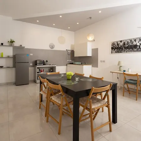 Civico 79 Apartman Nápoly