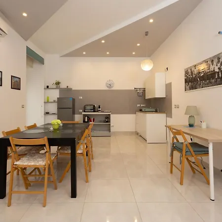 Apartman Civico 79